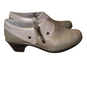 Easy Street Comfort Wave Darcy Gray Side Zip Bootie Womens size 12 W